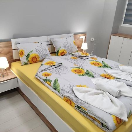 Uptown Funk Apartment Ruse Bagian luar foto